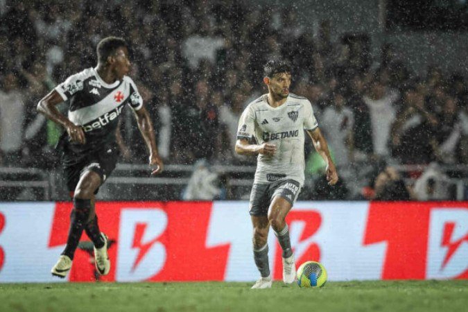 Vegetti, de pênalti, abriu o placar para o Vasco - (crédito: Foto: Matheus Lima / Vasco) Vegetti, de pênalti, abriu o placar para o Vasco - (crédito: Foto: Matheus Lima / Vasco)