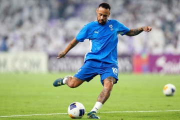 De volta, Neymar foi introduzido ao jogo à altura dos 31 minutos da segunda etapa
       -  (crédito:  AFP)