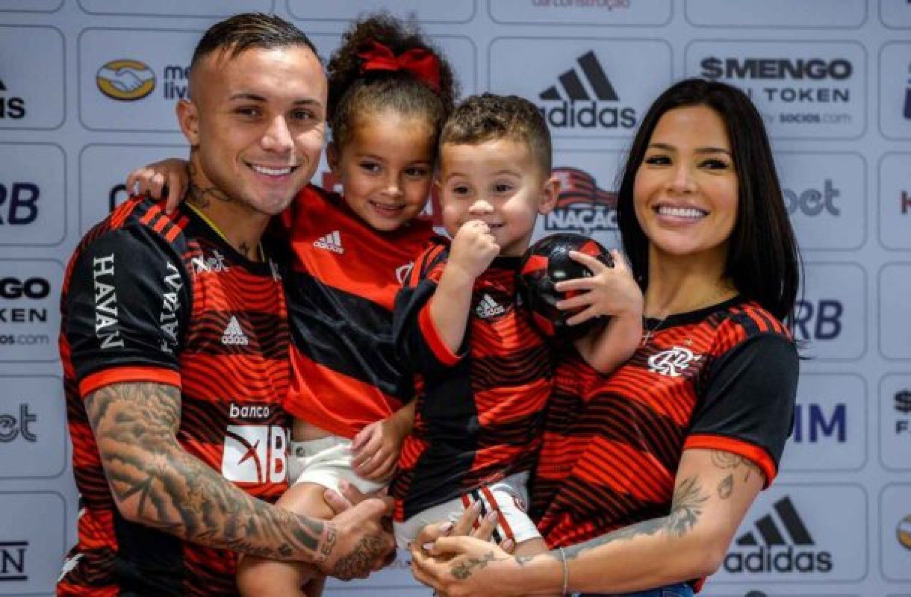 Cebolinha, do Flamengo, e Isa Ranieri tiveram três filhos durante o relacionamento - (crédito: Foto: Instagram @isaranieri_) Cebolinha, do Flamengo, e Isa Ranieri tiveram três filhos durante o relacionamento - (crédito: Foto: Instagram @isaranieri_)