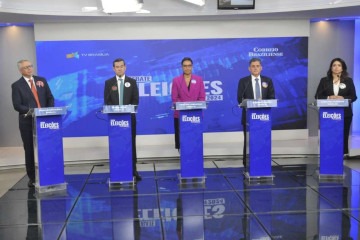 Candidatos à presidência da OAB-DF durante debate realizado pelo Correio Braziliense e a TV Brasília -  (crédito:  MINERVINO JUNIOR                    )