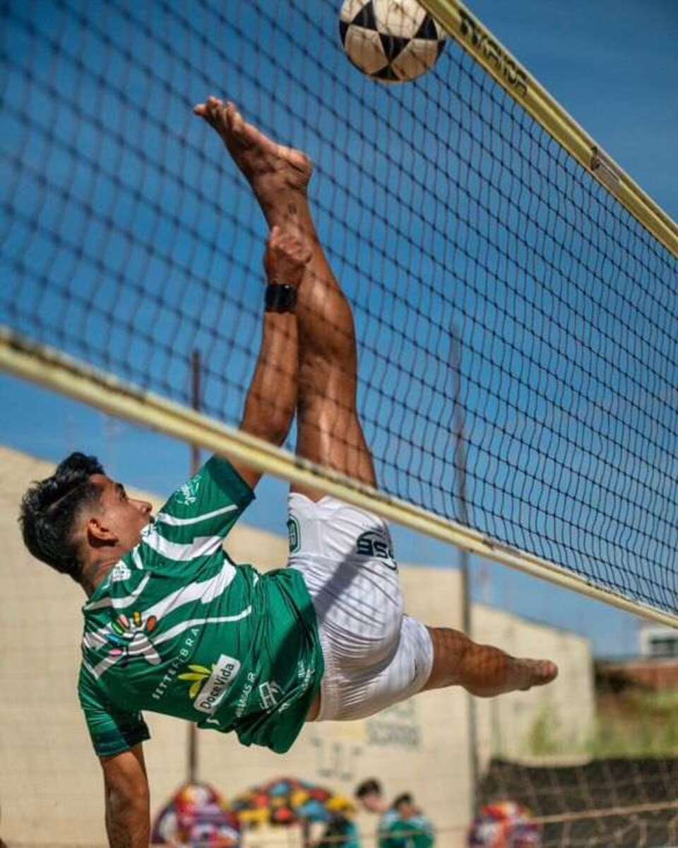 O que atraiu o Gabriel no futev&ocirc;lei foi o desafio de se aprimorar a cada treino