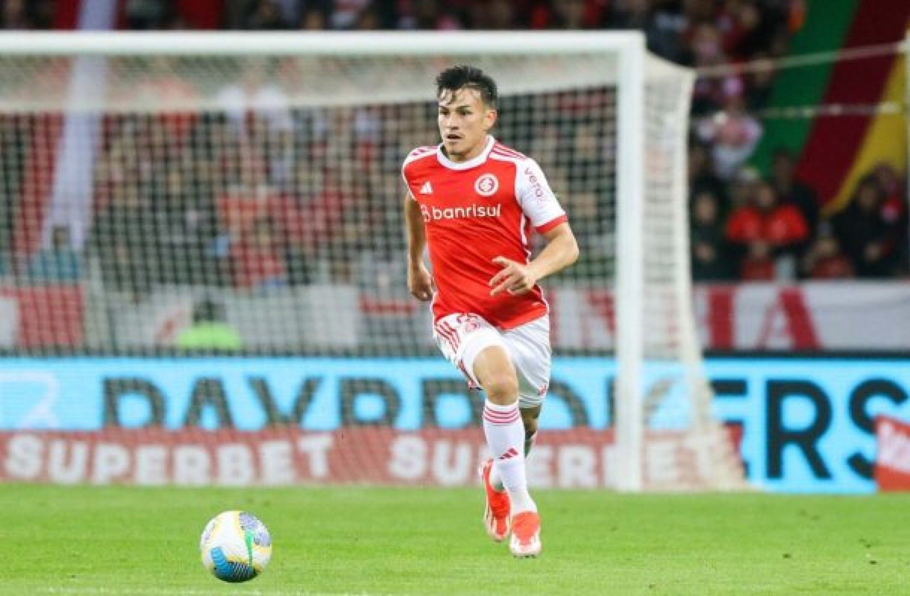 Bernabei discute renovação com o Internacional -  (crédito: Foto: Ricardo Duarte / Internacional)