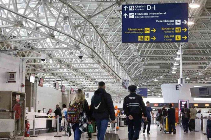 O número de pessoas presas por tráfico de drogas no Aeroporto de Guarulhos aumentou 52% de janeiro a 21 de outubro de 2024, se comparado com o mesmo período do ano passado -  (crédito: Fernando Frazão/Agência Brasil)