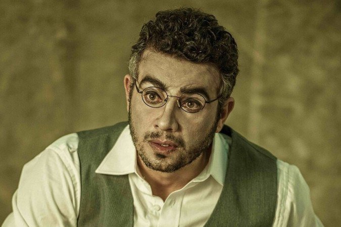 Um beijo em Franz Kafka
Direção: Eduardo Figueiredo. Com Maurício Machado e Anderson di Rizzi. Amanhã, às 20h, e domingo, às 19h30, no Teatro Unip (SGAS 913 Seul). Ingressos: entre R$ 120 e R$ 25, no Sympla e na Belini. Não recomendado para menores de 16 anos
