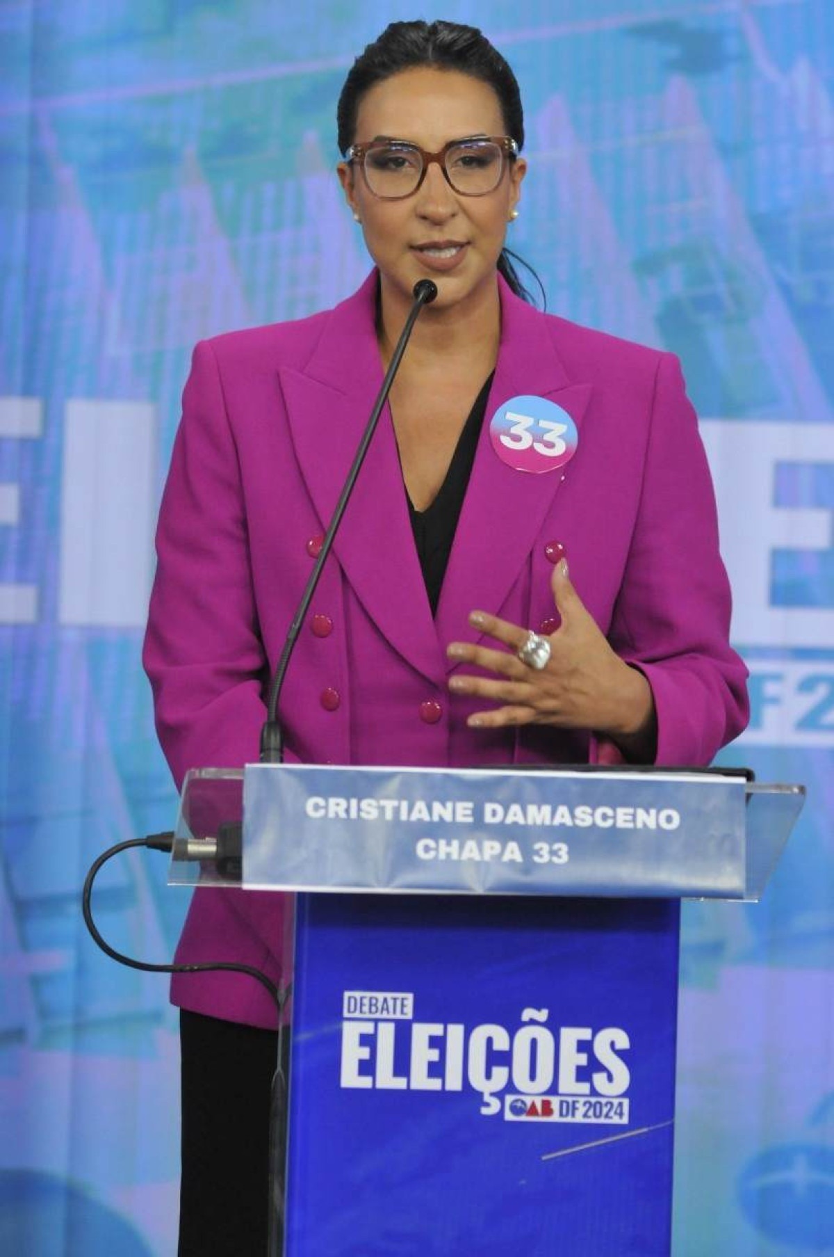     22/10/2024 Crédito: Minervino Junior/CB/DA Imprensa. Correio Braziliense e TV Brasília promovem debate com os candidatos das cinco chapas inscritas para a eleição da OAB 2024. Na Foto Cristiane Damasceno, chapa 33