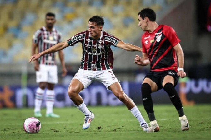 Facundo Bernal em ação com a camisa do Fluminense diante do Athletico-PR - (crédito: Foto: Marcelo Gonçalves/Fluminense) Facundo Bernal em ação com a camisa do Fluminense diante do Athletico-PR - (crédito: Foto: Marcelo Gonçalves/Fluminense)