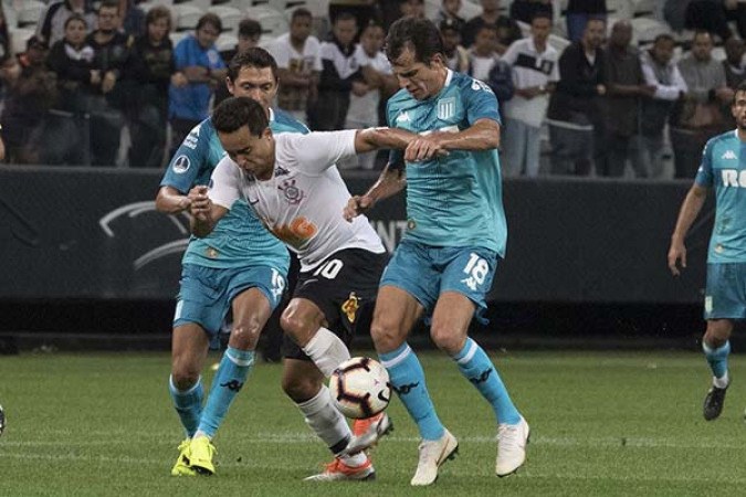     durante o jogo Corinthians/SP x Racing/Buenos Aires, realizado esta noite na Arena Corinthians, jogo de ida valido pela primeira fase da Copa Sul-Americana 2019. Juiz: Victor Carrillo - Sao Paulo/SP - Brasil - 14/02/2019. Foto: .. Daniel Augusto Jr. / Ag. Corinthians
     -  (crédito:  () © Jr., Daniel Augusto)