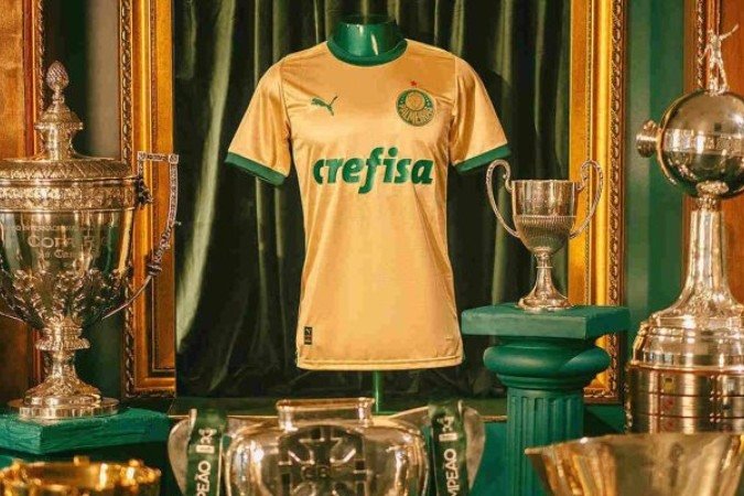 Camisa dourada virou sinônimo de vitória no Palmeiras -  (crédito: Foto: Cesar Greco/Palmeiras)