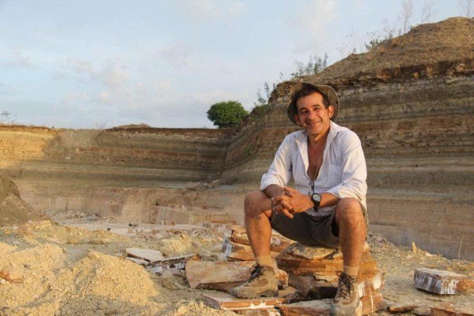 Professor Antônio Saraiva, 63 anos, atribui a honraria, em especial, às pesquisas sobre aquecimento global e à exportação ilegal de fósseis

 -  (crédito: Arquivo pessoal)