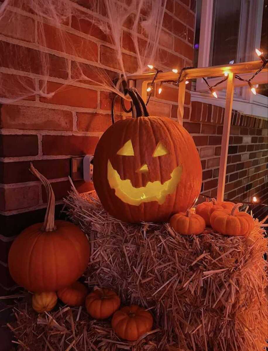 As tradicionais abóboras também podem ser usadas como lanterna.