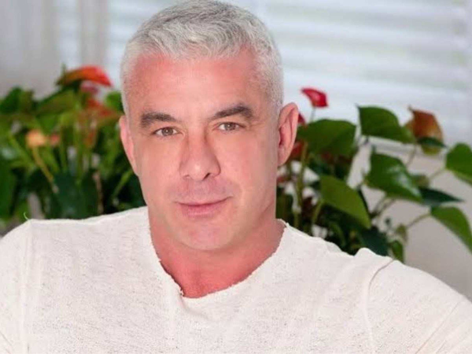 Alexandre Correa se pronuncia após perícia comprovar falsificação em assinaturas de Ana Hickmann 