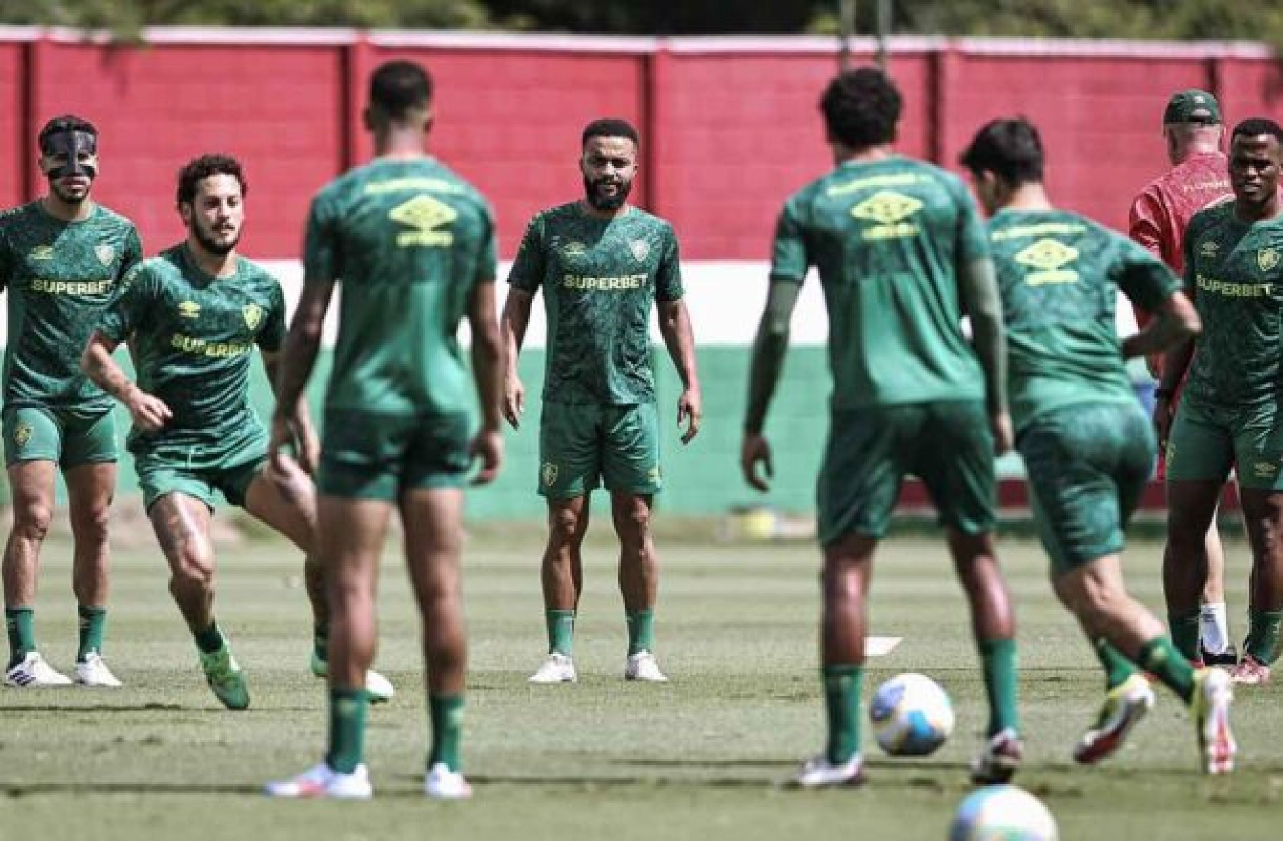 Fluminense tem bom retrospecto contra o Vitória, no Barradão