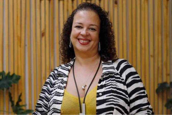 Lygia Imbelloni, head de saúde da B2 Mamy ressalta a importância de considerar os diversos recortes que perpassam as 69 milhões de mulheres que são mães no Brasil