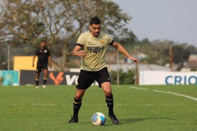 Barreto destaca força do Criciúma em casa e projeta duelo contra o São Paulo -  (crédito: Celso da Luz/Criciúma E.C.)