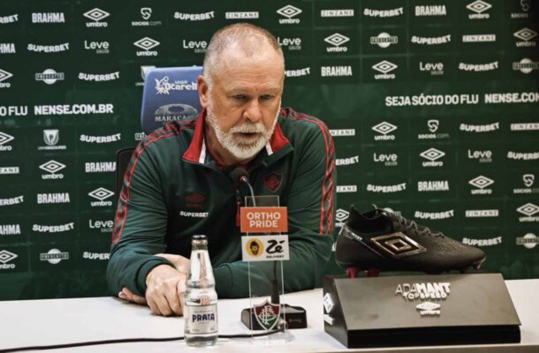 Mano Menezes, do Fluminense, critica marcação dos pênaltis, mas reconhece culpa