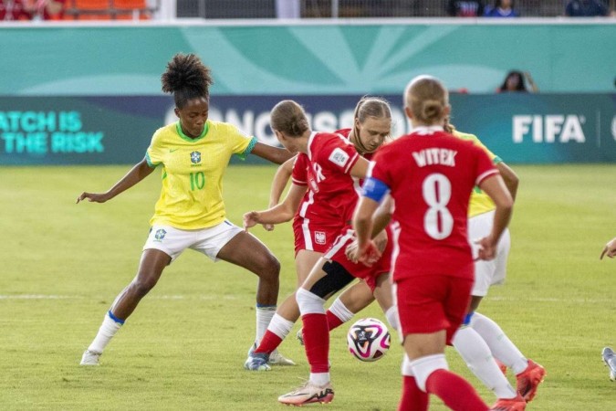 Eliminação na fase de grupos do Mundial Feminino Sub-17 contra a Polônia é o retrato mais recente da coleção de fracassos do futebol de campo do Brasil em competições nos dois gêneros -  (crédito: Leto Ribas/CBF)