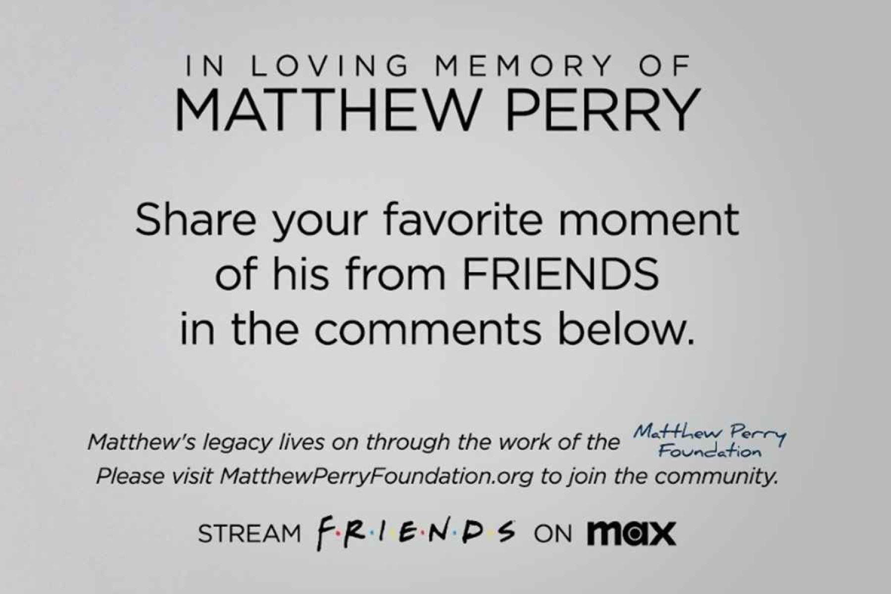 Friends presta homenagem a Matthew Perry, um ano após a morte