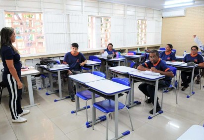 A EJA é dividida em três segmentos, dos quais os dois primeiros correspondem ao ensino fundamental e o terceiro equivale ao ensino médio. -  (crédito: Lúcio Bernardo Jr./Agência Brasília)