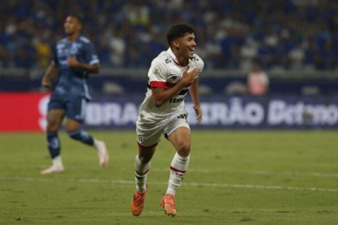 Clube inglês tem interesse em William Gomes, do São Paulo - (crédito: Foto: Rubens Chiri/Saopaulofc.net) Clube inglês tem interesse em William Gomes, do São Paulo - (crédito: Foto: Rubens Chiri/Saopaulofc.net)