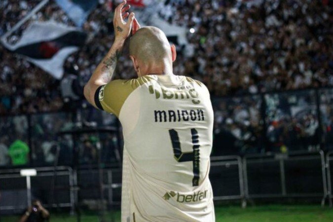 Vasco tem novo pendurado, mas sem desfalques por suspensão - (crédito: Foto: Matheus Lima/Vasco) Vasco tem novo pendurado, mas sem desfalques por suspensão - (crédito: Foto: Matheus Lima/Vasco)