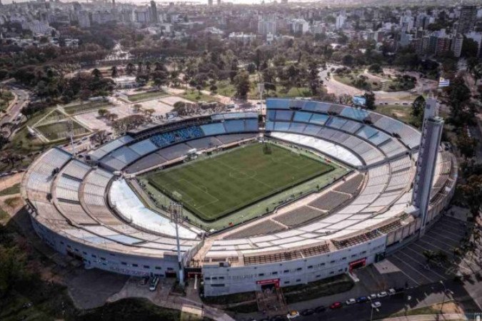 Peñarol x Botafogo será no Centenário com as duas torcidas -  (crédito: Foto: Divulgação/Seleção Uruguaia Twitter)