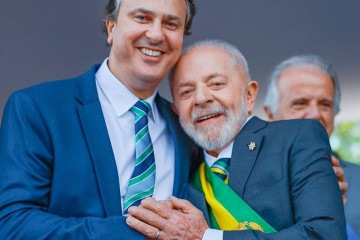 Ministro da Educação, Camilo Santana e o Presidente da República, Luiz Inácio Lula da Silva -  (crédito: Reprodução/Ricardo Stuckert)