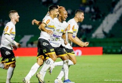 Novorizontino vence, pula para vice-liderança e mantém Guarani na lanterna -  (crédito: Foto: Ozzair Jr./Noovorizontino)