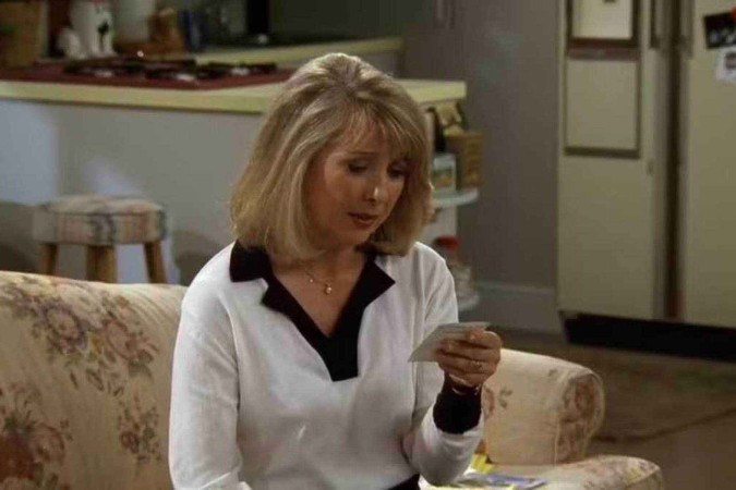 A atriz interpretou a personagem Phoebe Abbott, mãe da Phoebe, na série 'Friends' -  (crédito: Reprodução/Friends)