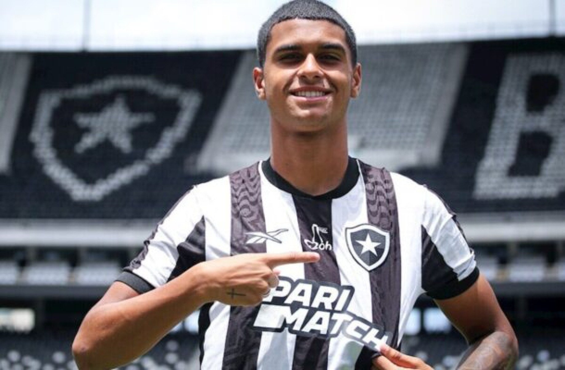 Bernardo Valim está no Alvinegro desde 2017. Ele é um dos destaques da base do clube e soma convocações para a Seleção Brasileira - (crédito: Henrique Lima/BRF) Bernardo Valim está no Alvinegro desde 2017. Ele é um dos destaques da base do clube e soma convocações para a Seleção Brasileira - (crédito: Henrique Lima/BRF)
