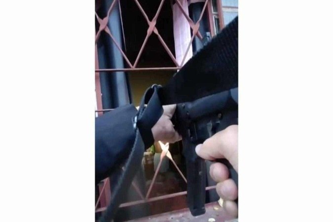 Polícia desmantela facção e prende mais de 10 criminosos - (crédito: Divulgação/PCDF) Polícia desmantela facção e prende mais de 10 criminosos - (crédito: Divulgação/PCDF)
