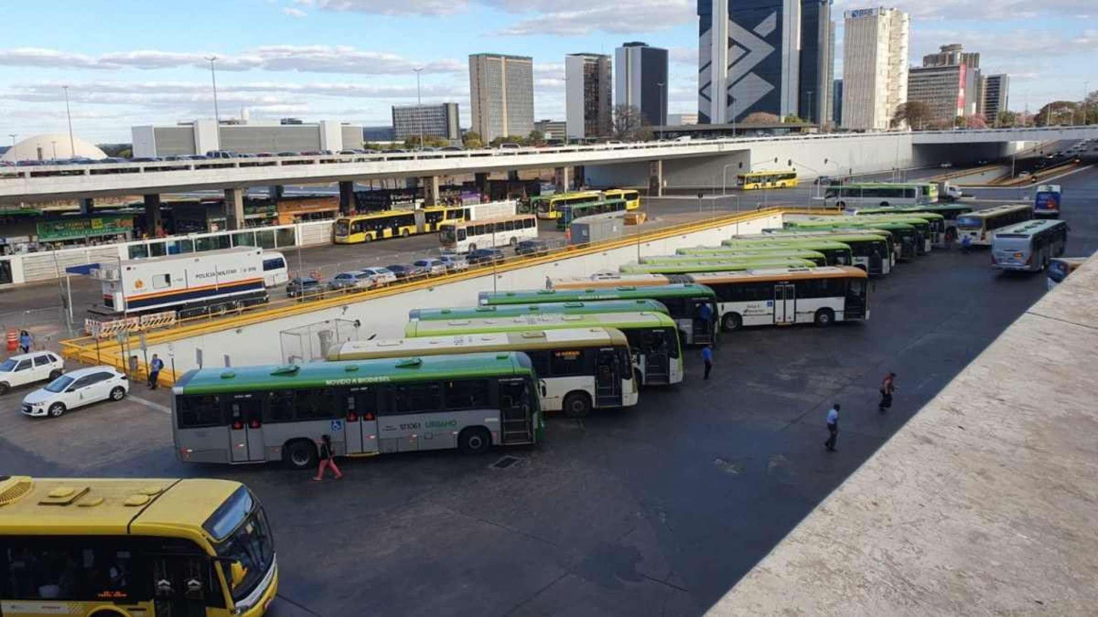Transporte público terá reforço para o Enem e o Dia de Finados