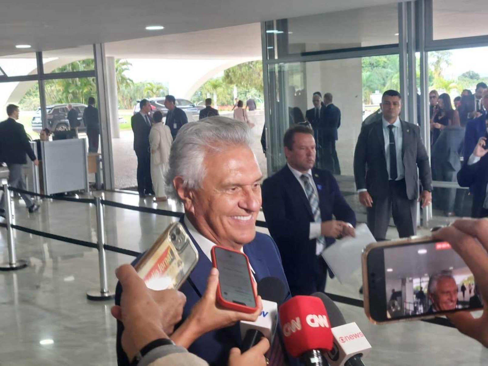 Governadores chegaram ao Planalto na tarde desta quinta-feira (31/10) para reunião com o presidente Lula