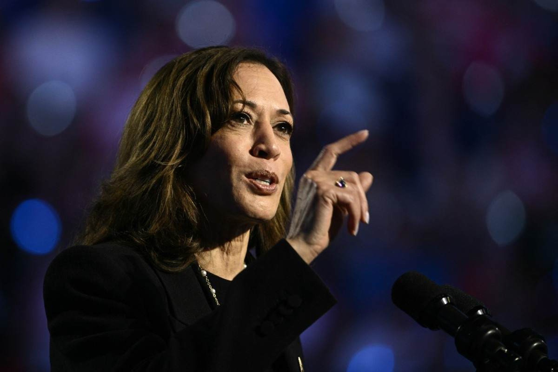 Kamala adia discurso após vitórias de Trump em estados-pêndulo