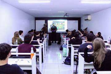 Estudantes fizeram os últimos aulões para a maratona de provas que começa amanhã, com nova etapa no domingo seguinte -  (crédito: Kayo Magalhães/CB/D.A Press)