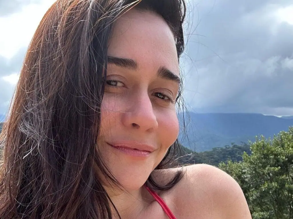 Alessandra Negrini surge de biquíni em cliques e relembra viagem por praias do nordeste -  (crédito: Observatorio dos Famosos)