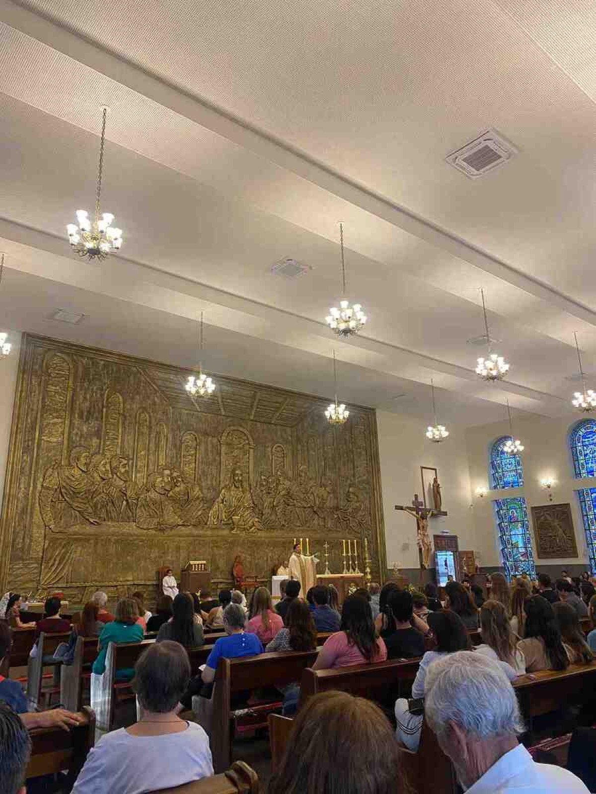 Igreja da Asa Norte celebra missa dedicada aos estudantes do Enem  