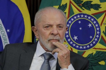 A maior preocupação da gestão do presidente Lula com uma vitória de Trump é o provável fortalecimento da extrema-direita brasileira -  (crédito: Sergio Lima/AFP)