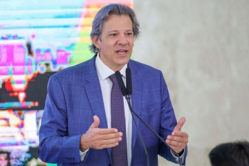 'Fim da reunião de segunda-feira, nós estaremos prontos para divulgar. Se faremos isso na própria segunda ou na terça é uma decisão que a comunicação vai tomar', disse Haddad. -  (crédito: Fabio Rodrigues-Pozzebom/Agência Brasil)