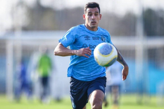 Treinador do Imortal preferiu escalar Soteldo entre os 11 iniciais ao invés de Monsalve ou Cristaldo no empate com o Fluminense - (crédito: Foto: Lucas Uebel/Grêmio FBPA) Treinador do Imortal preferiu escalar Soteldo entre os 11 iniciais ao invés de Monsalve ou Cristaldo no empate com o Fluminense - (crédito: Foto: Lucas Uebel/Grêmio FBPA)
