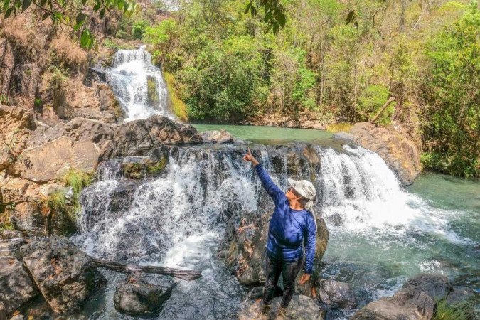 Zéria Severo na Cachoeira das Paredes, em São João d'Aliança-GO, na Chapada dos Veadeiros