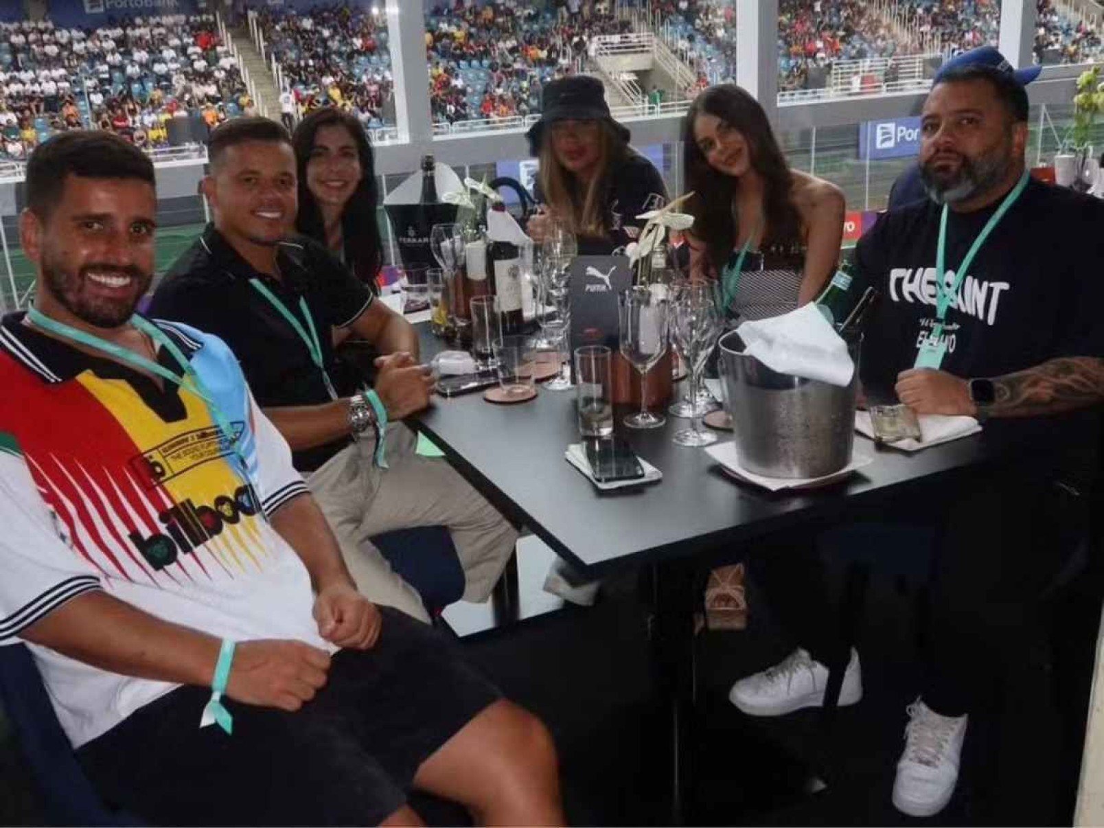 Rafaella Santos e parça de Neymar curtem evento com Amanda Kimberly