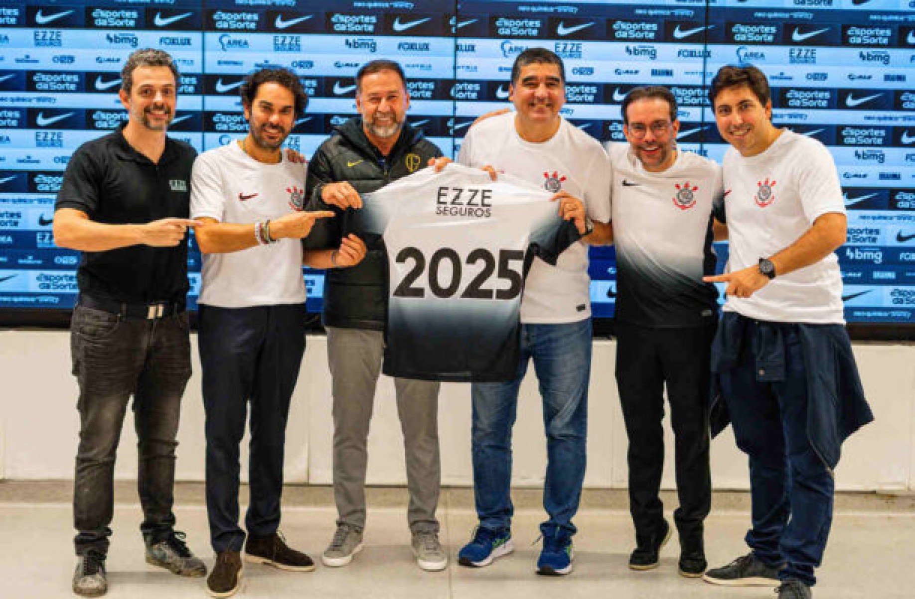 Corinthians renova contrato de patrocínio com a Ezze Seguros