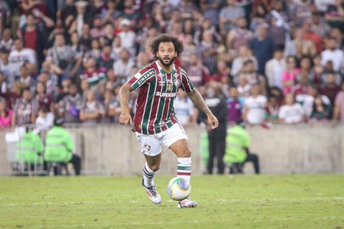 Nomes como do croata Luka Modric e do espanhol Lucas Vázquez, que ainda estão na equipe merengue, mandaram mensagem para lateral -  (crédito: Foto: Lucas Merçon/Fluminense)