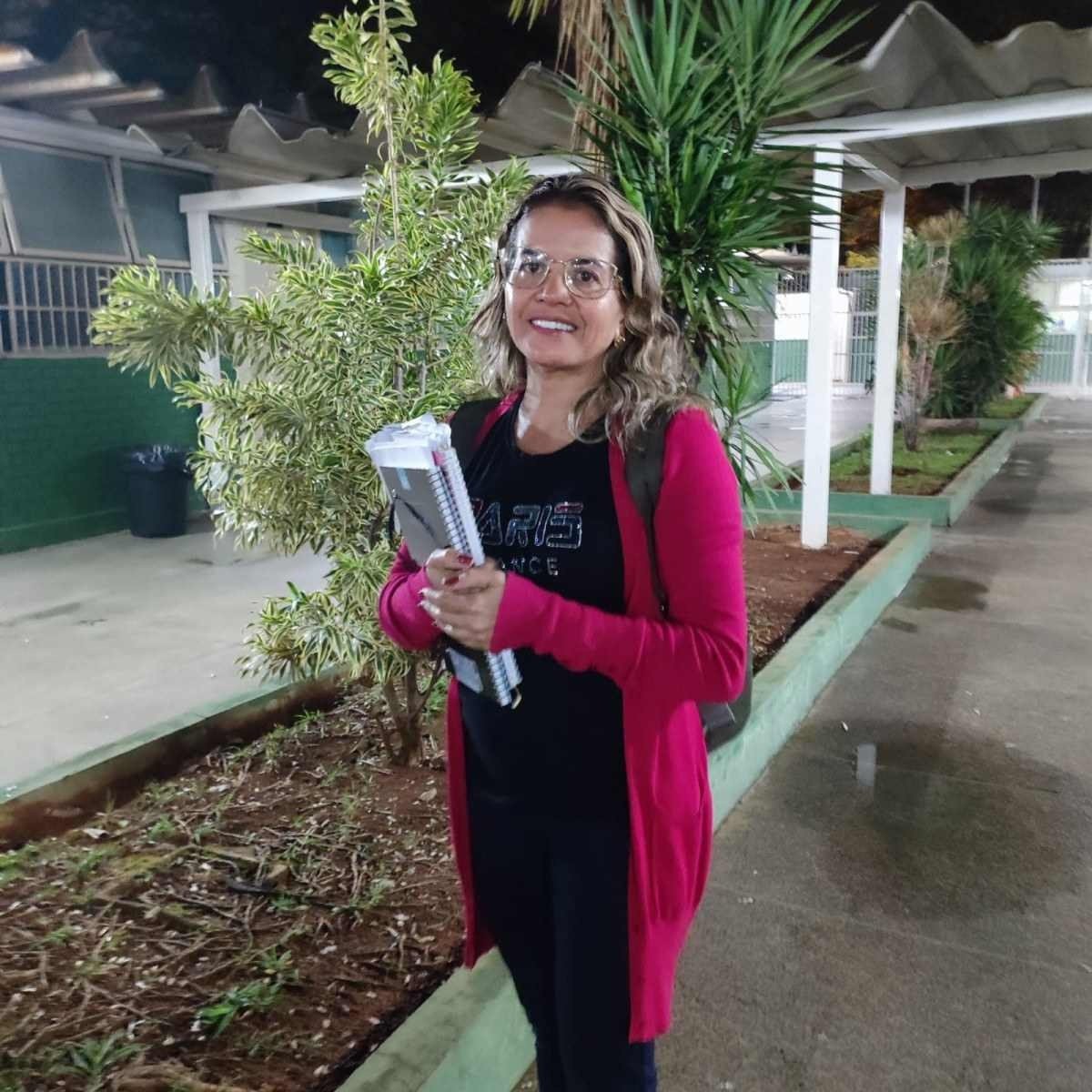 Conheça a professora do DF que teve projeto em questão do Enem