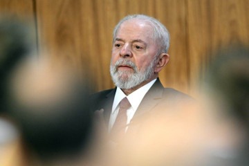 Lula discute detalhes sobre corte de gastos desde segunda-feira (4/11), mas ainda não há previsão para o anúncio das medidas -  (crédito: Evaristo Sa/AFP)