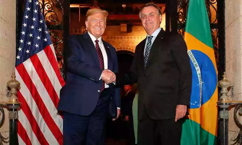 Bolsonaro diz ser "Paraguai" frente a Trump, mas quer voltar ao Planalto - Alan Santos/Palácio do Planalto