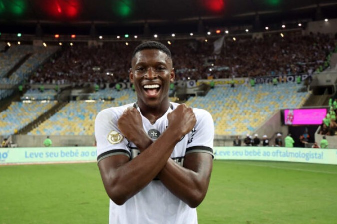  Luiz Henrique. Fluminense x Botafogo pelo Campeonato Brasileiro no Estadio Maracana. 21 de Setembro de 2024, Rio de Janeiro, RJ, Brasil. Foto: Vitor Silva/Botafogo. .Imagem protegida pela Lei do Direito Autoral N.. 9.610, DE 19 DE FEVEREIRO DE 1998. Sendo proibido qualquer uso comercial, remunerado e manipulacao/alteracao da obra..
     -  (crédito:  Vitor_Silva)