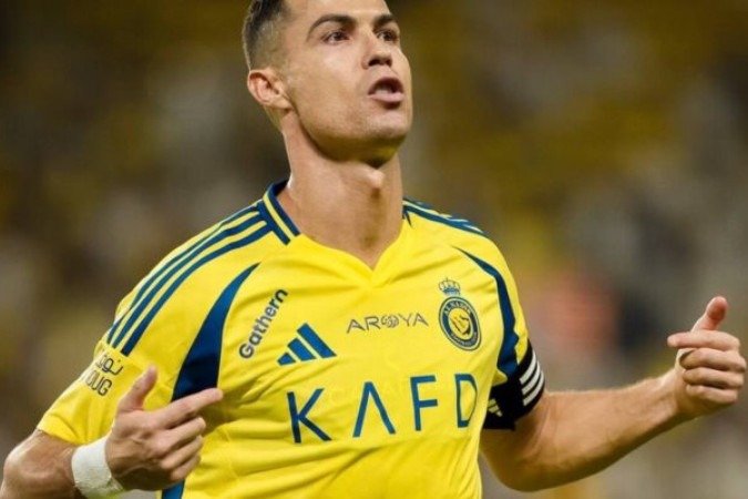 Cristiano Ronaldo adquiriu um complexo esportivo em Portugal voltando para a prática de tênis, squash e padel -  (crédito: Foto: Reprodução)