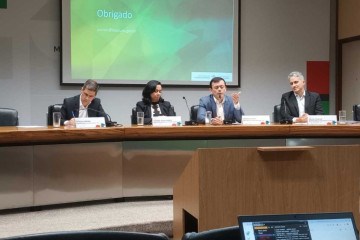 O secretário do Tesouro Nacional, Rogério Ceron, comenta os resultados do Tesouro Nacional nesta quinta-feira (7/11) -  (crédito: Raphael Pati/CB/DA.Press)