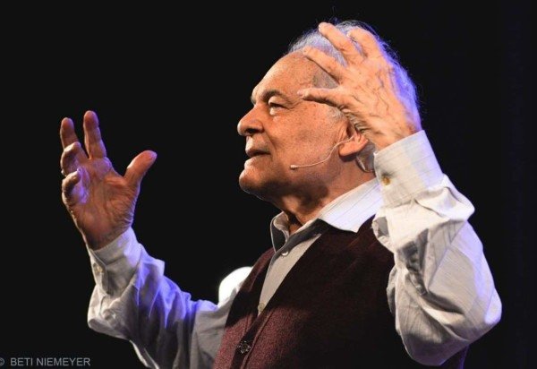  Cena Contemporânea/Reprodução